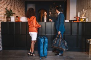 5 Tips for Finding Affordable Accommodation While Traveling Abroad